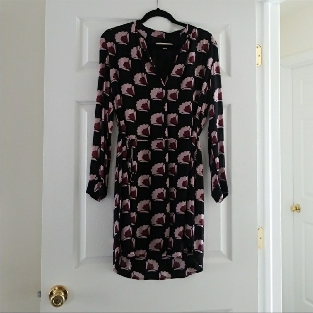 LOFT wrap dress size medium